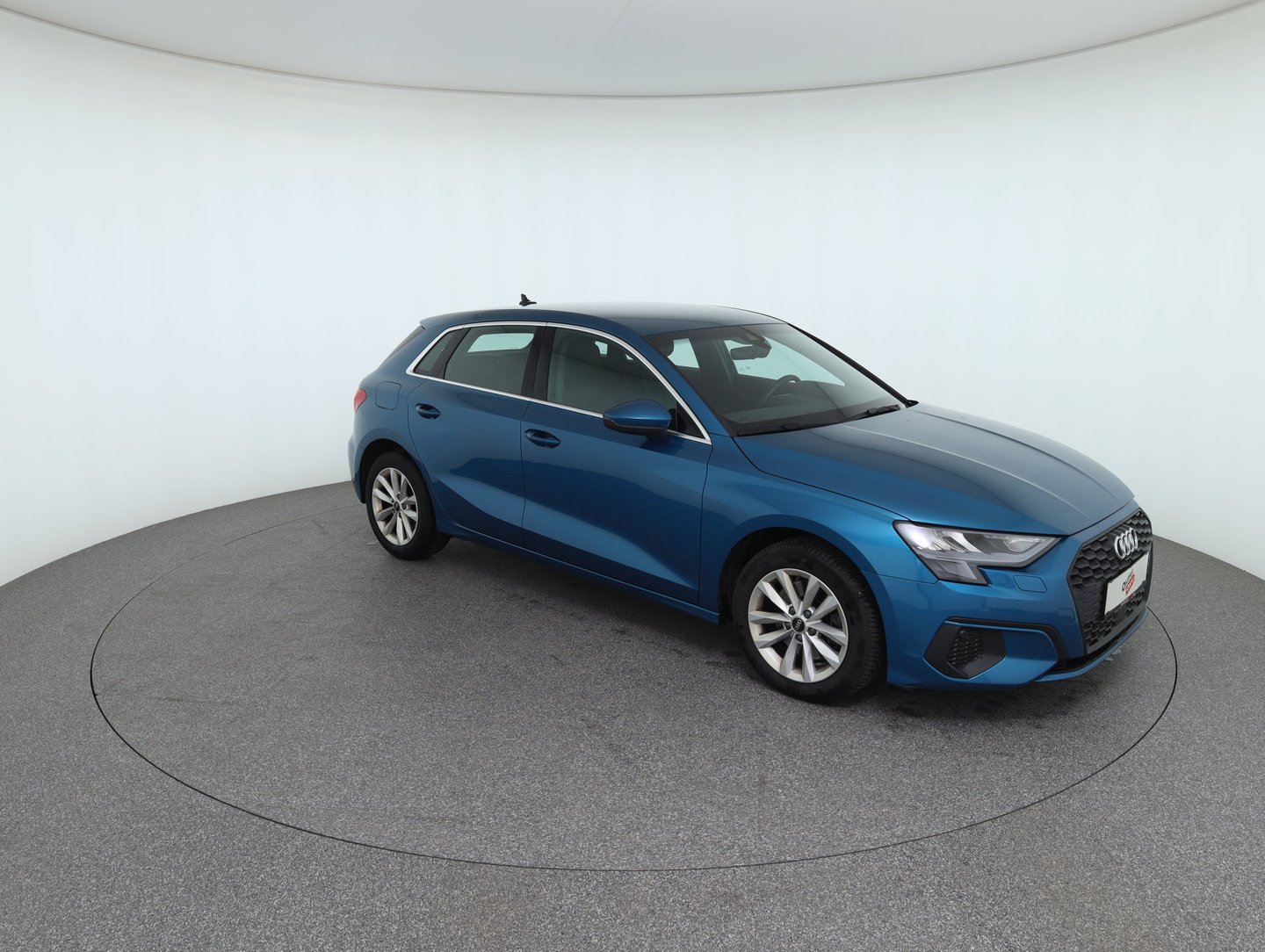 Audi A3 Sportback 30 TDI | Bild 3 von 31