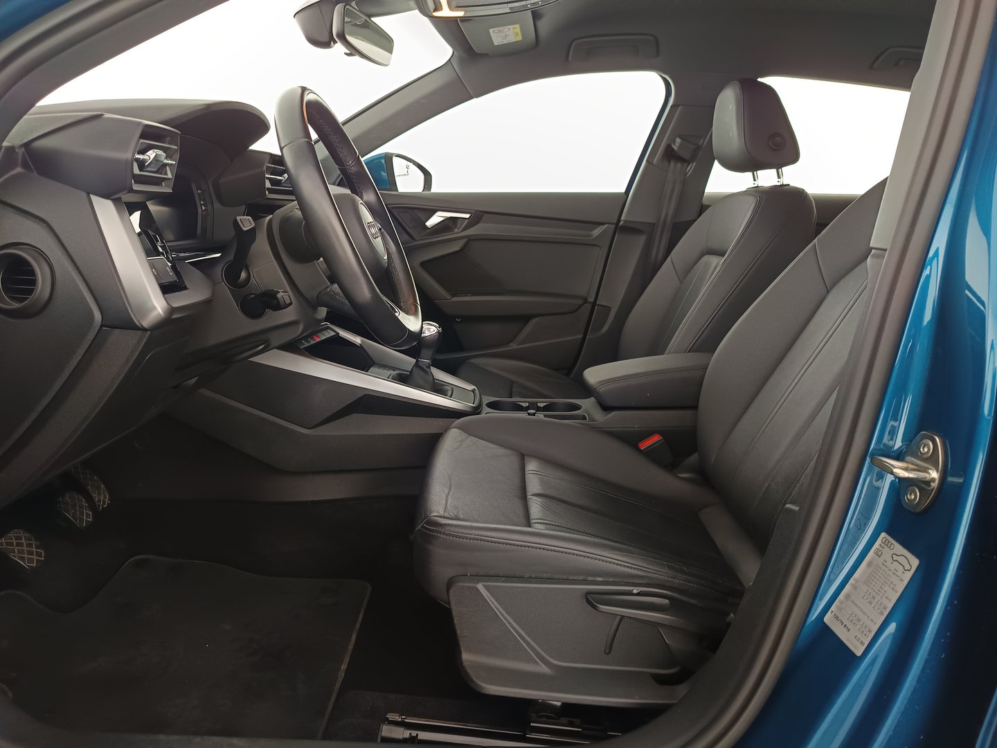 Audi A3 Sportback 30 TDI | Bild 13 von 31