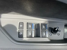 Audi e-tron Sportback 55 300 kW Business in Brillantschwarz