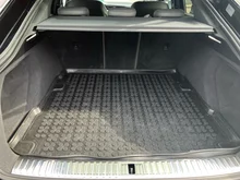 Audi e-tron Sportback 55 300 kW Business in Brillantschwarz