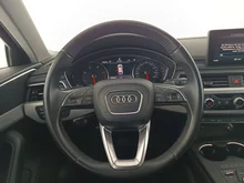 Audi A4 Avant 2.0 TDI Design in mythosschwarz metallic