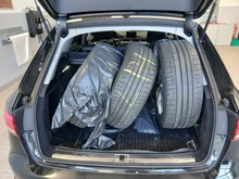Audi A4 Avant 2.0 TDI Design in mythosschwarz metallic