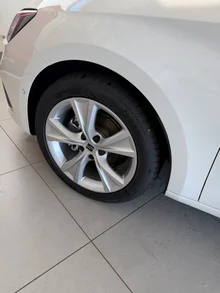Thumbnail-Foto von Fahrzeug