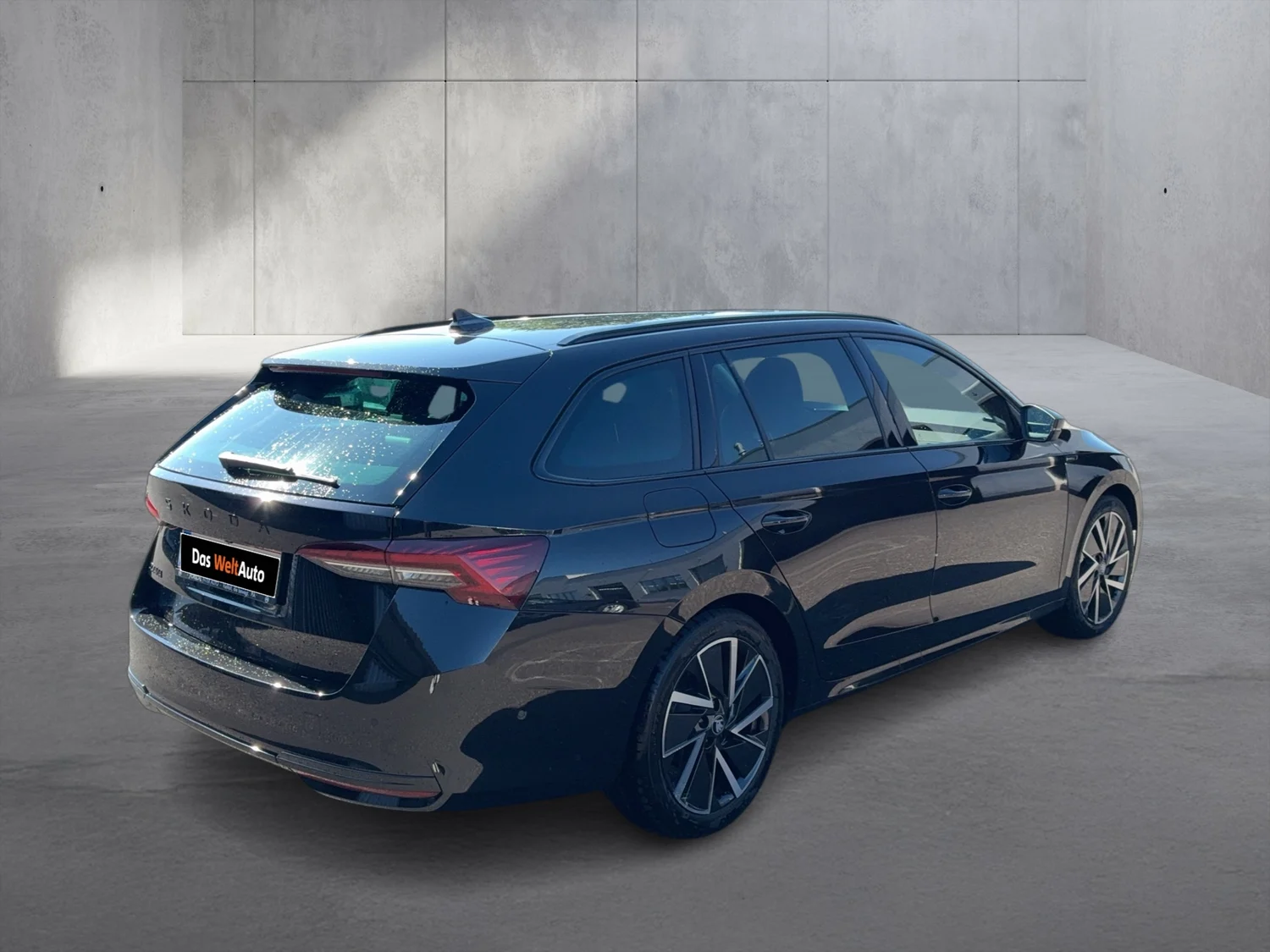 Bild eines Škoda Octavia Combi Sportline TSI mHEV DSG