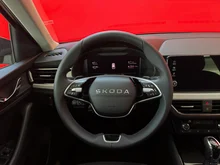 Škoda Kamiq Selection TSI DSG in Graphit-Grau Metallic