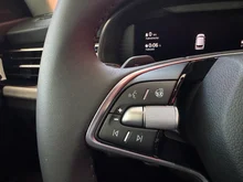 Škoda Kamiq Selection TSI DSG in Graphit-Grau Metallic
