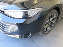 VW Passat Variant Business eHybrid 150kW in Grenadillschwarz Metallic