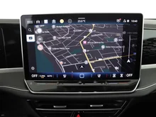 VW Passat Variant Business eHybrid 150kW in Grenadillschwarz Metallic
