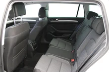VW Passat Variant Business TDI SCR DSG in GLETSCHERWEISS METALLIC
