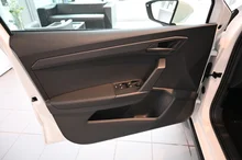 SEAT Arona Reference Edition 1.0 TSI in Candy-Weiß