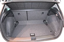 SEAT Arona Reference Edition 1.0 TSI in Candy-Weiß