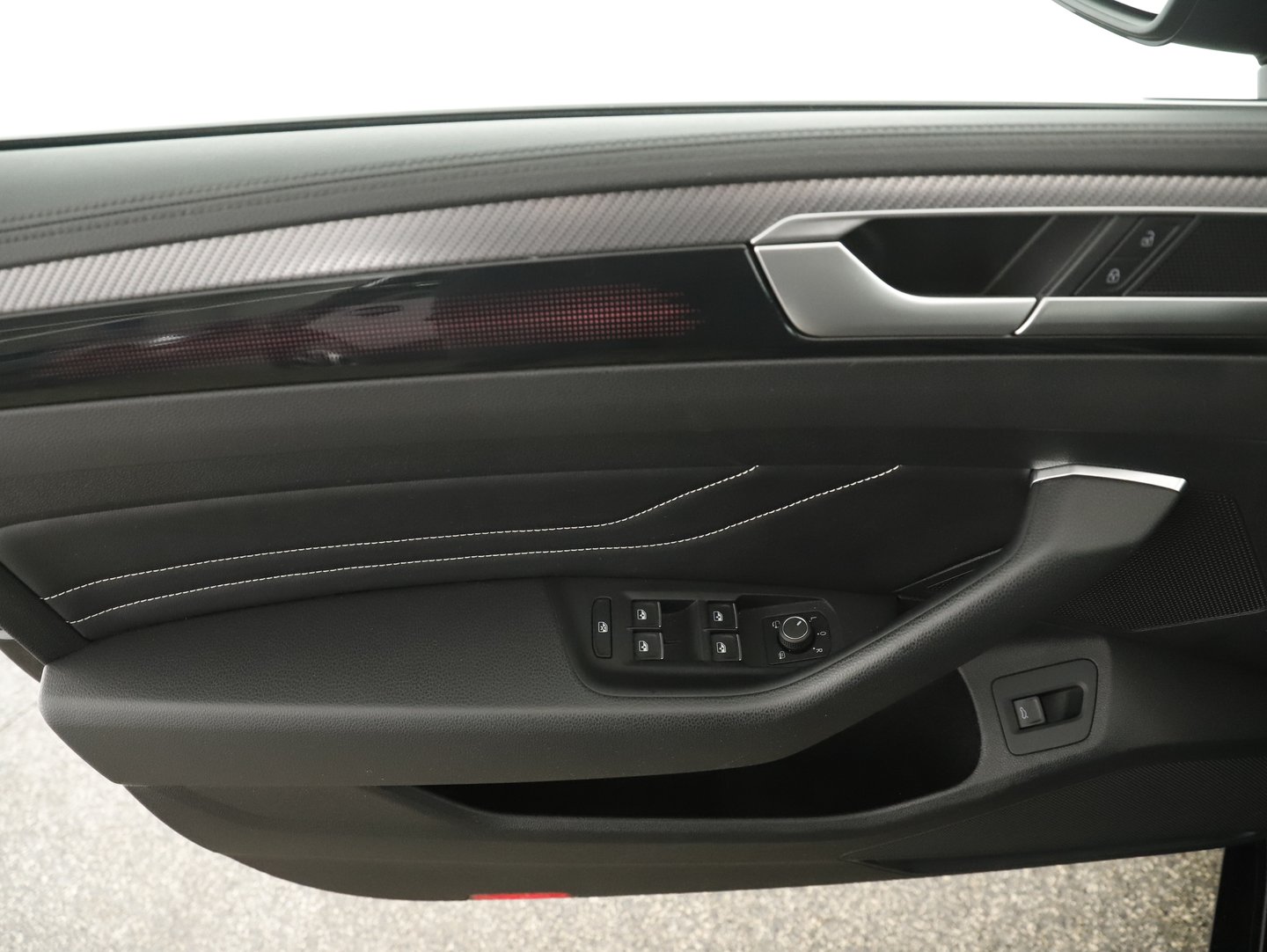 VW Arteon SB R-Line TDI DSG | Bild 16 von 21