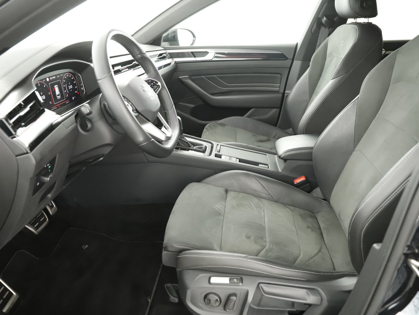 VW Arteon SB R-Line TDI DSG | Bild 3 von 21