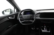 Audi Q4 Sportback e-tron 45 e-tron quattro in Gletscherweiss metallic