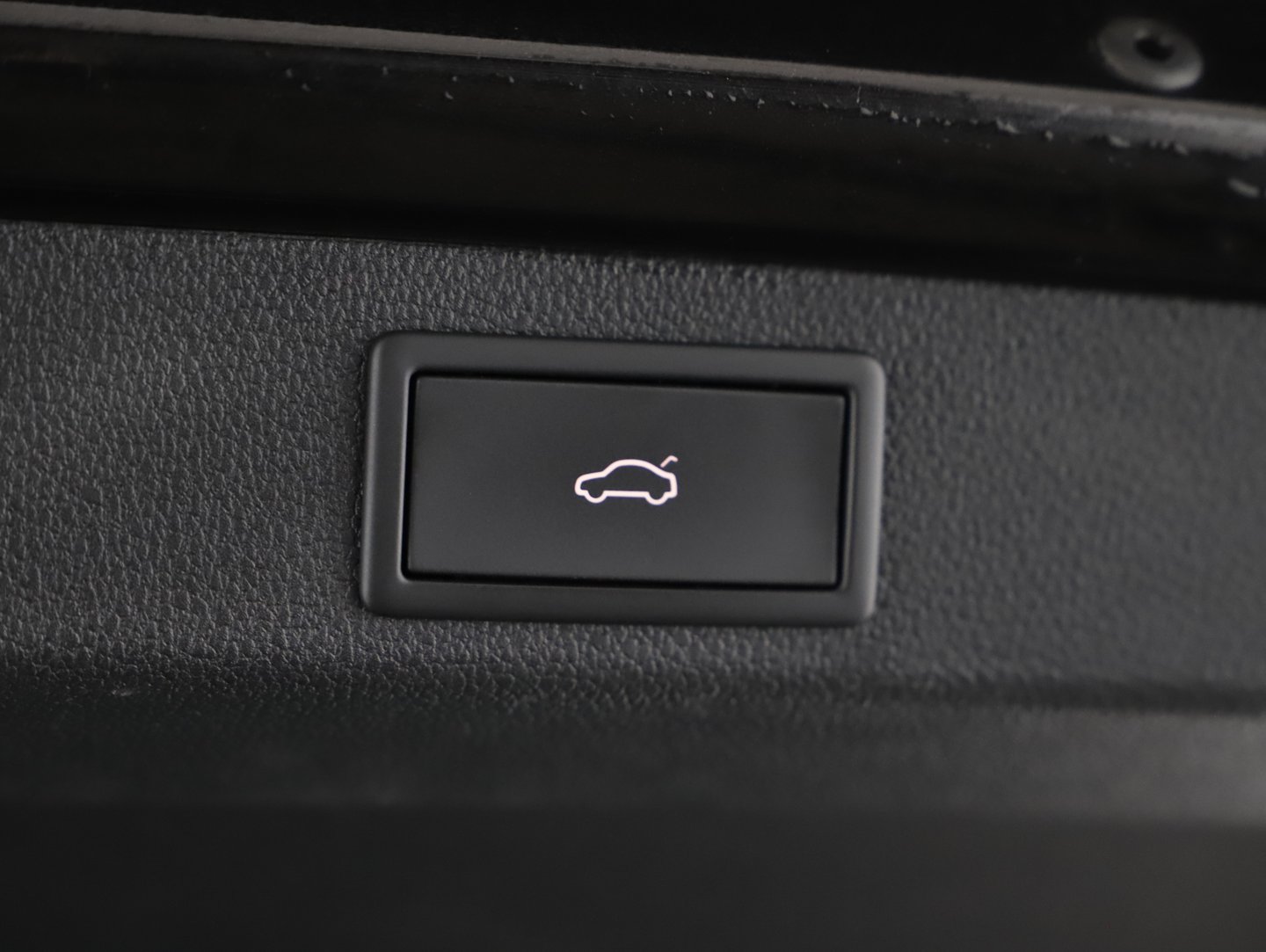 Škoda SUPERB Combi iV SPORTLINE DSG | Bild 17 von 20