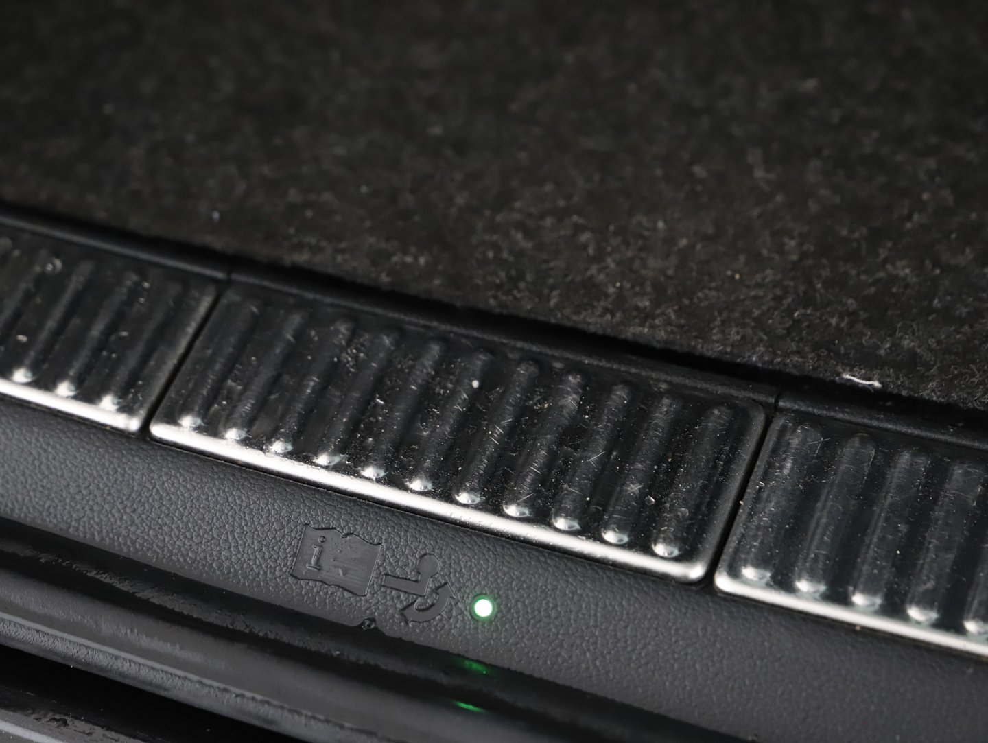 Škoda SUPERB Combi iV SPORTLINE DSG | Bild 16 von 20