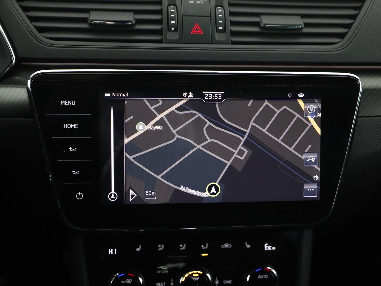 Škoda SUPERB Combi iV SPORTLINE DSG | Bild 12 von 20