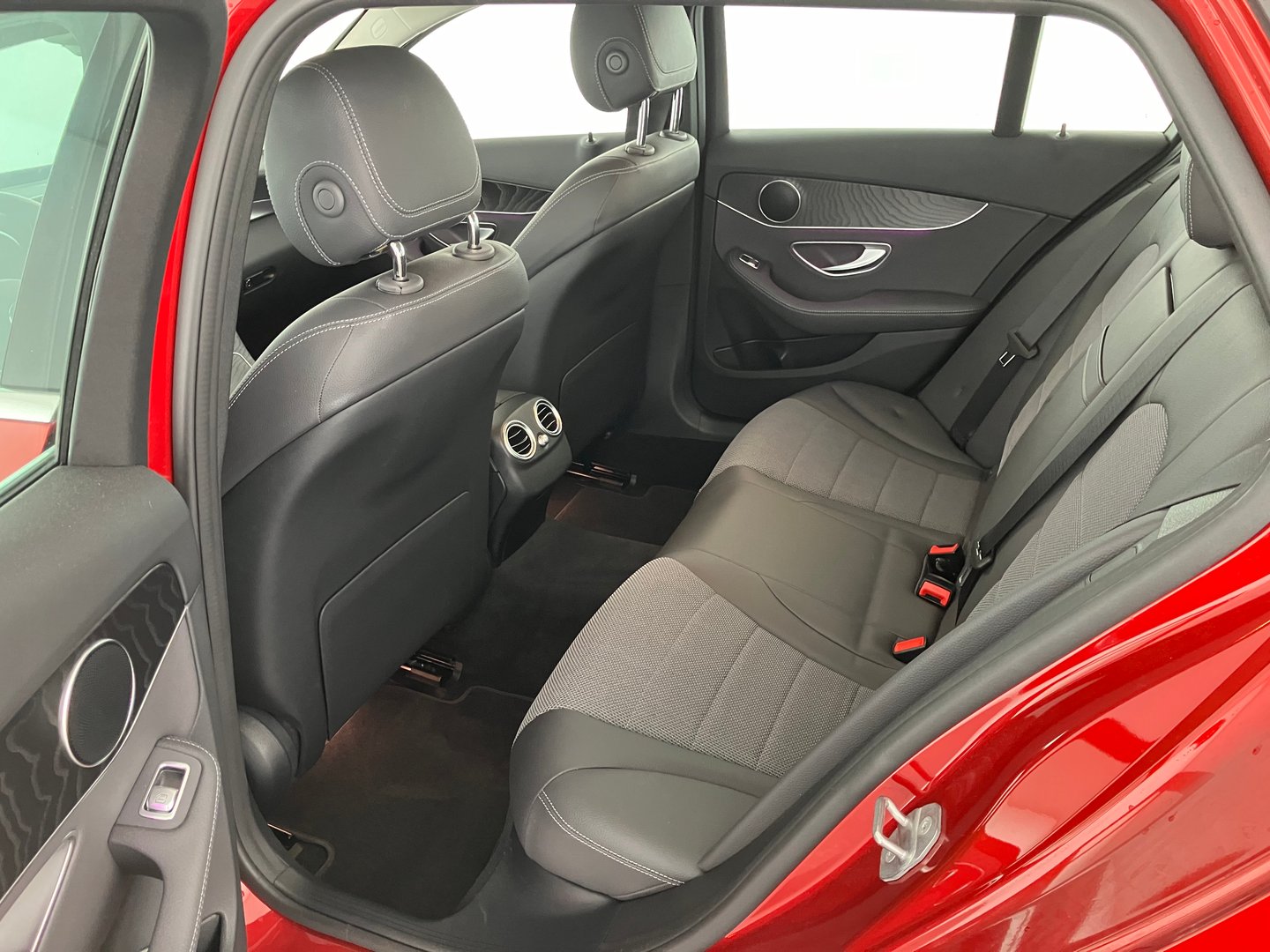 Mercedes C 220 d T 4MATIC Aut. | Bild 14 von 18
