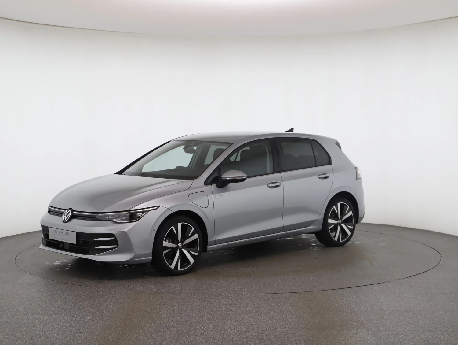 Bild eines VW Golf Rabbit eHybrid DSG 150 kW