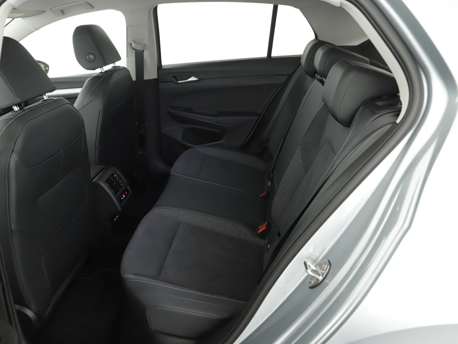 Bild eines VW Golf Rabbit eHybrid DSG 150 kW