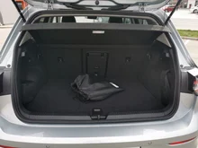 VW Golf Rabbit eHybrid DSG 150 kW in Oyster Silver Metallic