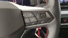 SEAT Arona FR Austria 1.0 TSI in Saphir-Blau Metallic Dach Nacht-Schwarz
