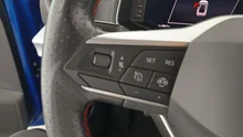 SEAT Arona FR Austria 1.0 TSI in Saphir-Blau Metallic Dach Nacht-Schwarz