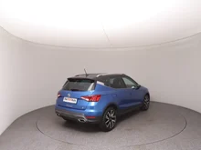 SEAT Arona FR Austria 1.0 TSI in Saphir-Blau Metallic Dach Nacht-Schwarz