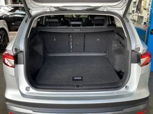 Škoda Enyaq 80 in Brillant-Silber Metallic