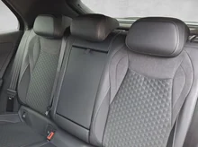 VW T-Roc R-Line eTSI DSG in Grenadillschwarz Metallic