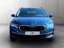 Škoda Octavia Combi Selection TSI mHEV DSG in Race-Blau Metallic