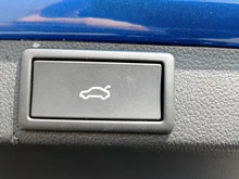 Škoda Octavia Combi Selection TSI mHEV DSG in Race-Blau Metallic