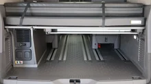 VW California Beach eHybrid 180 kW 4M in Fortanarot Metallic
