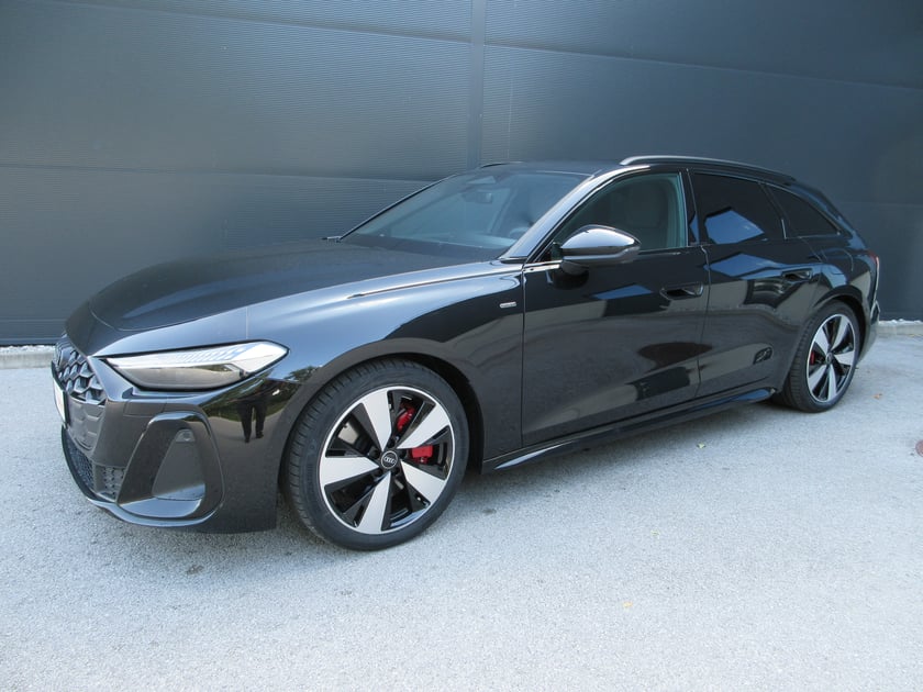 Audi A5 Avant e-hybrid quattro 220 kW