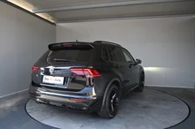 VW Tiguan Sky TDI SCR in Deep Black Perleffekt
