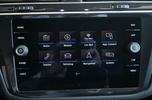 VW Tiguan Sky TDI SCR in Deep Black Perleffekt