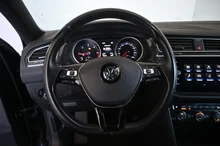 VW Tiguan Sky TDI SCR in Deep Black Perleffekt