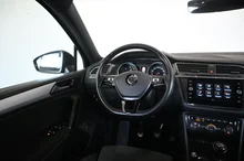 VW Tiguan Sky TDI SCR in Deep Black Perleffekt