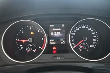 VW Tiguan Sky TDI SCR in Deep Black Perleffekt