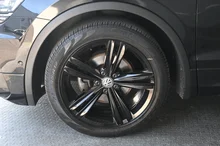 VW Tiguan Sky TDI SCR in Deep Black Perleffekt