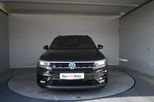 VW Tiguan Sky TDI SCR in Deep Black Perleffekt
