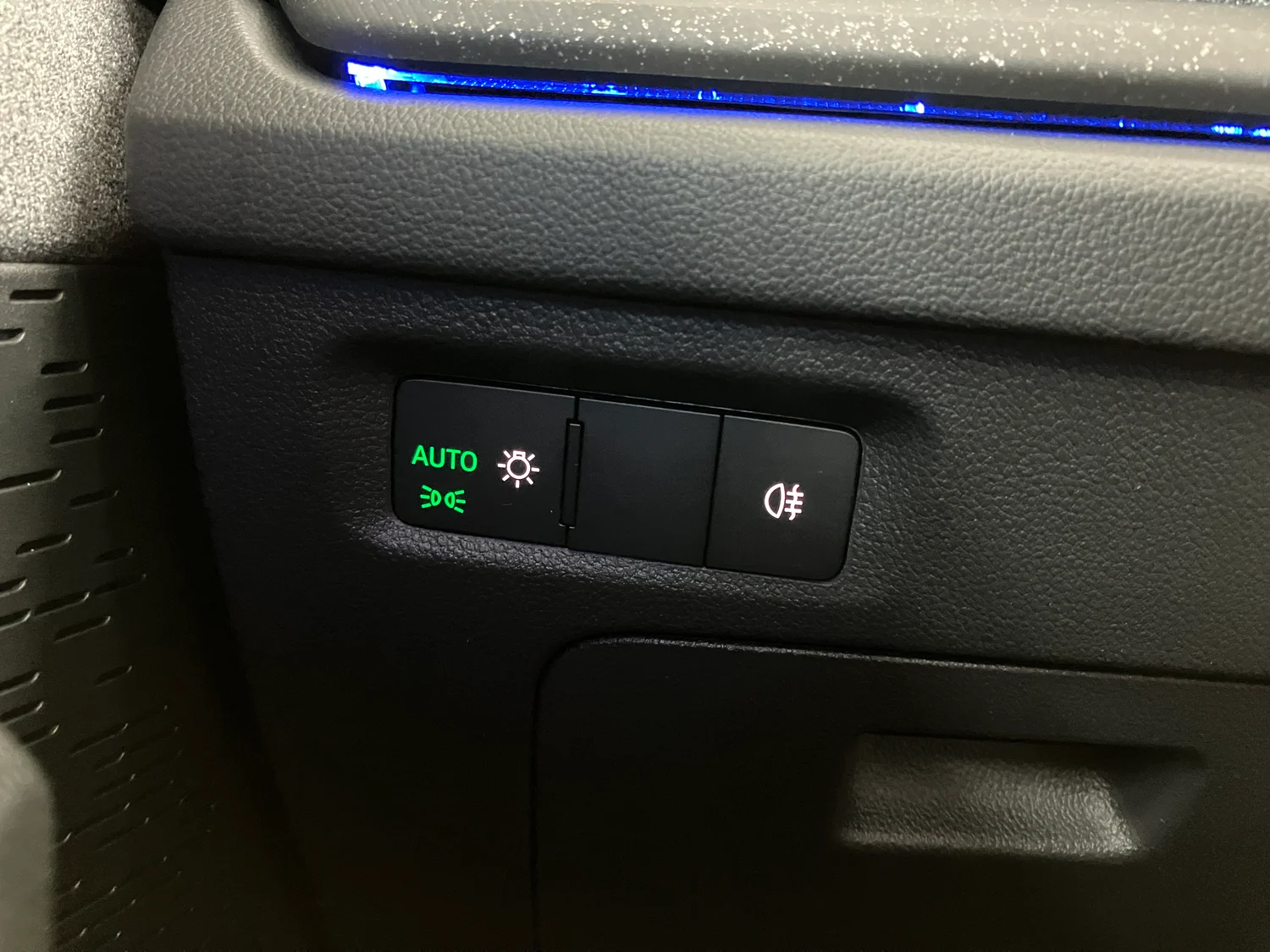 Bild eines Škoda Octavia Combi Selection TSI mHEV DSG
