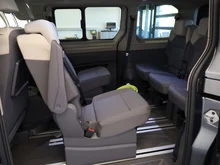 VW Multivan Business eHybrid 180 kW 4MOTION in Indiumgrau Metallic
