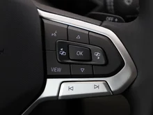 VW Multivan Business eHybrid 180 kW 4MOTION in Indiumgrau Metallic