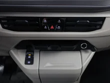 VW Multivan Business eHybrid 180 kW 4MOTION in Indiumgrau Metallic