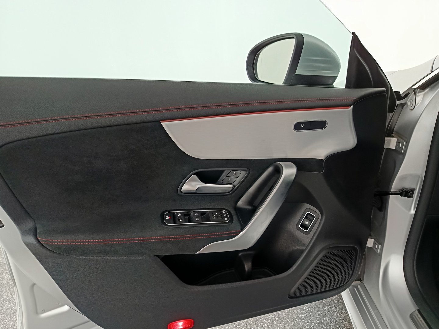 Mercedes CLA 200 Shooting Brake | Bild 10 von 31