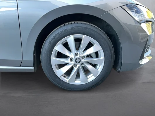 Bild eines Škoda Superb Combi Selection TDI DSG