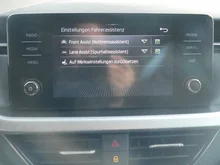 Škoda Kamiq Ambition TSI in 8E Brilliant-Silber Metallic