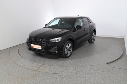 Audi Q2 30 TFSI admired