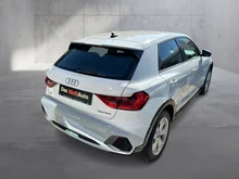 Audi A1 allstreet 30 TFSI intense in Cortinaweiss